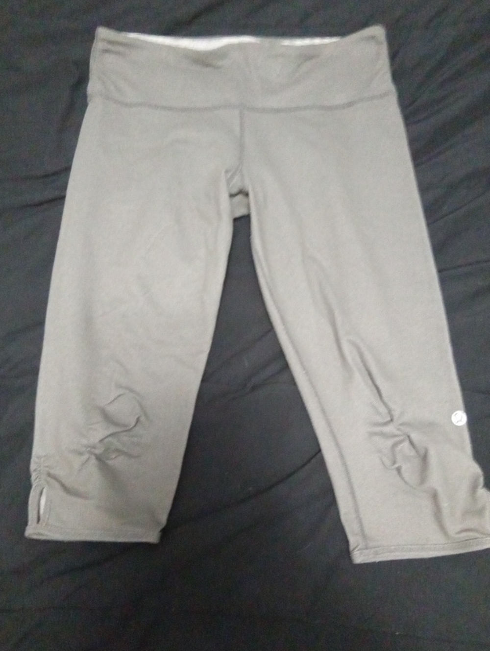 Vintage Lululemon Size 8 In The Flow Crop Leggings -Grey Sage